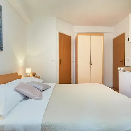 Astor Studio 1 Apartment *